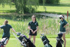 Isabel Guerrette plays golf