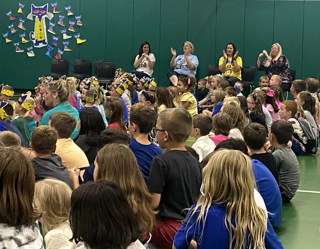 "Pete the Cat" author Eric Litwin visits and performs for Weedsport Elementary
