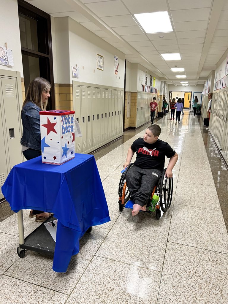 Weedsport Elementary hosts Elementary Student Government Organization elections